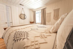 House, 4 Bedrooms, Smoking | 4 bedrooms