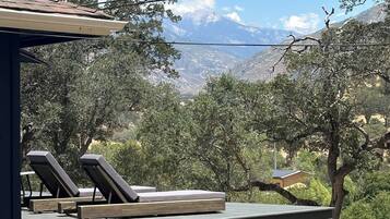 House, 4 Bedrooms, Smoking | Property grounds