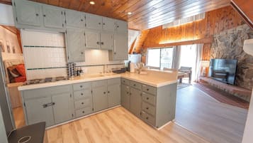 Cabin, 2 Bedrooms, Smoking | Interior