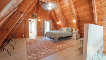 Cabin, 2 Bedrooms, Smoking