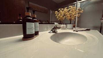 House, 3 Bedrooms, Smoking | Interior