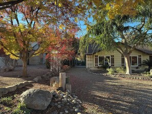 Hus, 3 soverom, røyk | Eksteriør