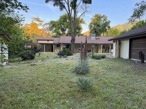 Exterior - Magic Sequoia Spacious Home (Three Rivers)