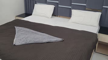 Double Room | Free WiFi