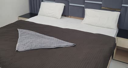 Roomshala Hotel Scorpio