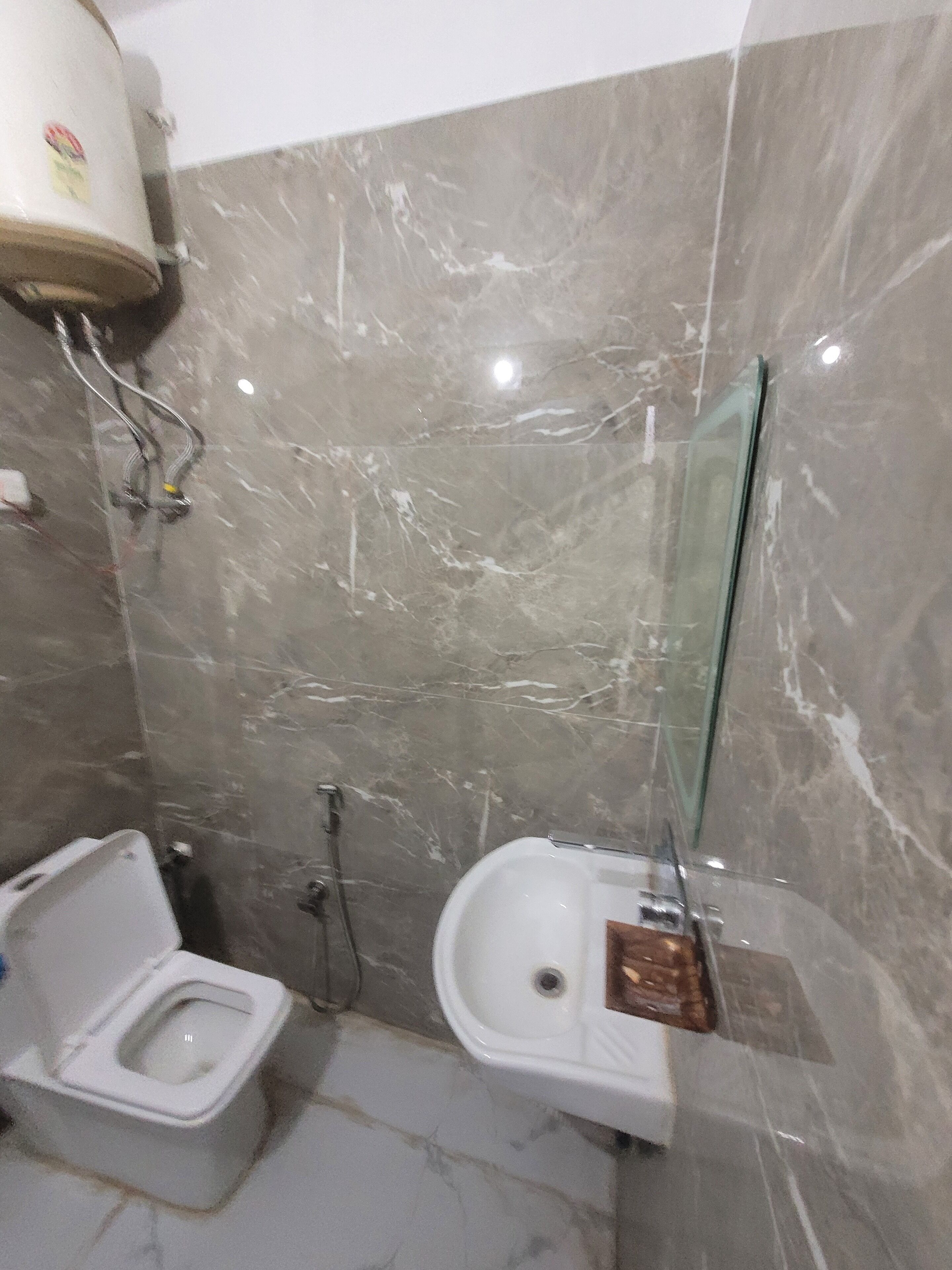 Artículos de higiene personal gratuitos, toallas, jabón y champú