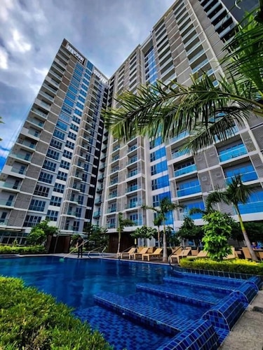 Cozy Stay at The Palladium Iloilo