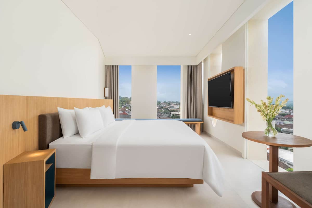 Habitación ejecutiva, 1 cama de matrimonio grande | Sábanas de algodón egipcio, ropa de cama de alta calidad, caja fuerte