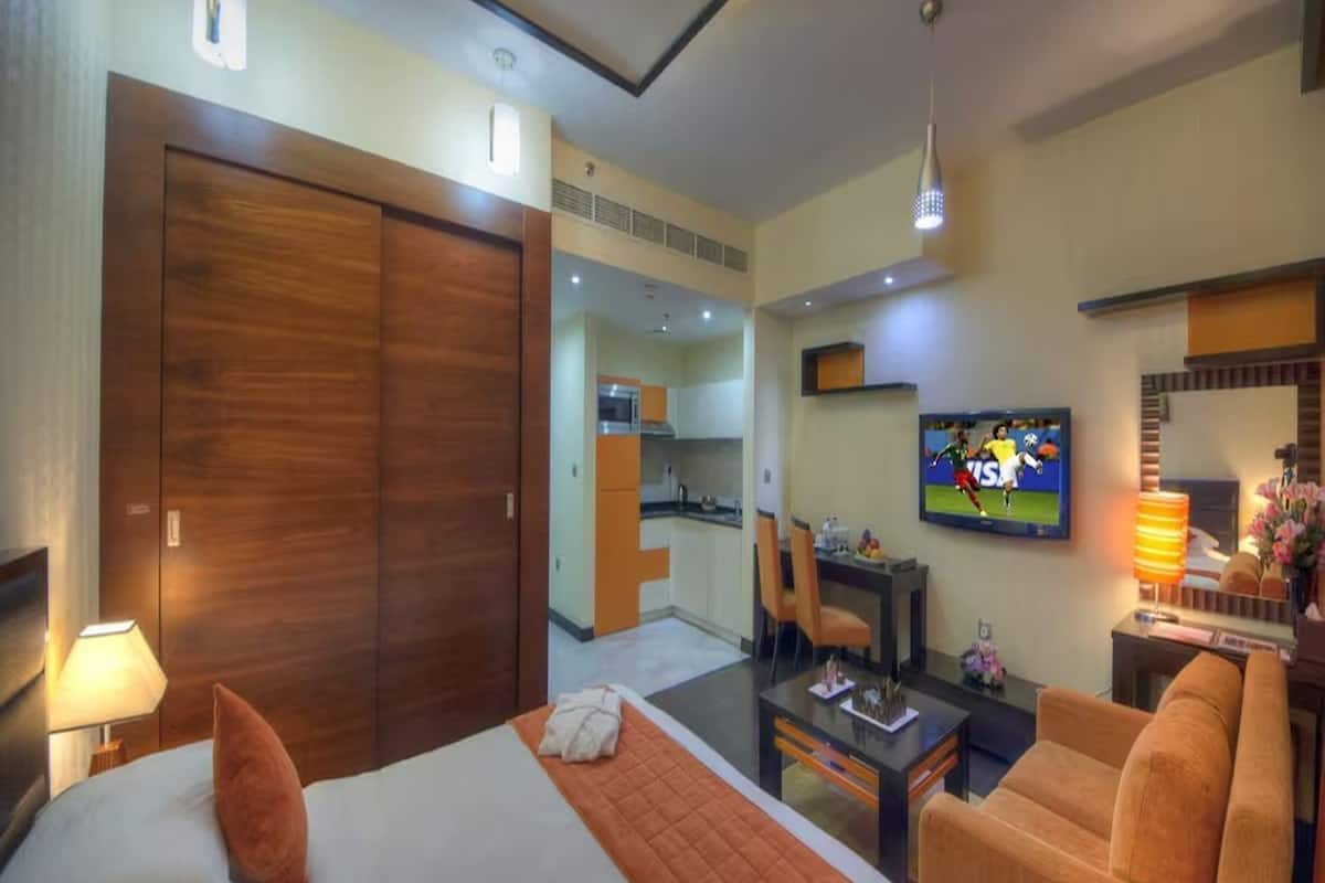 In-room safe, desk, free WiFi, bed sheets