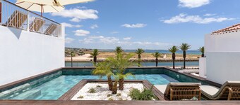 Água Hotels Lagos Bay