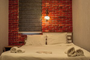Habitación básica doble | Tabla de planchar con plancha y wifi gratis 