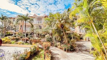 Căn hộ, 2 phòng ngủ, hút thuốc, ban công | Vườn