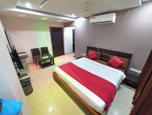 Double Room | Free WiFi
