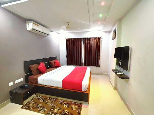 View from room - Hotel Subudhi's inn  (Puri)