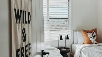 3 bedrooms, WiFi, bed sheets