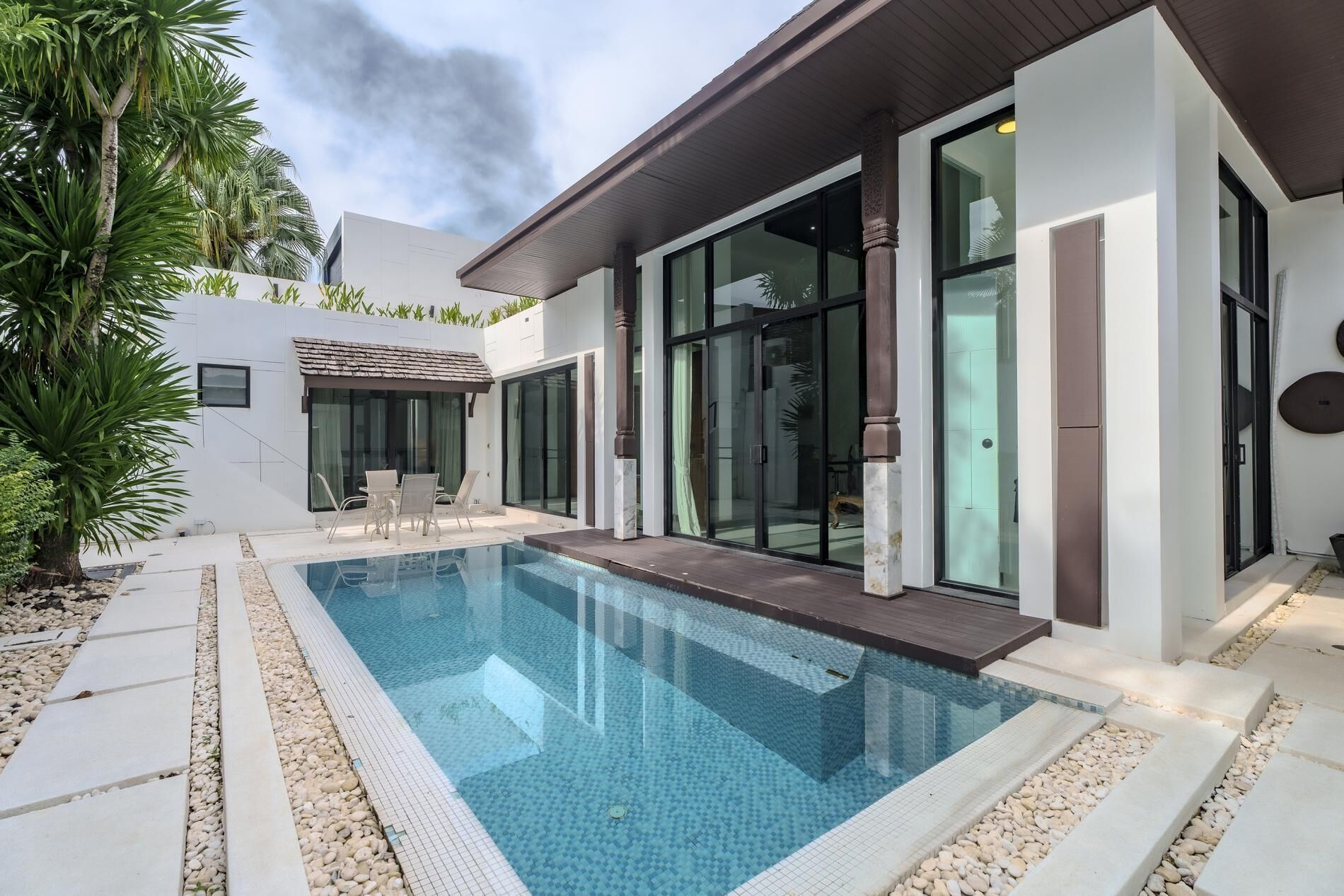 Deluxe Villa (2 Bedrooms) | Floor plan