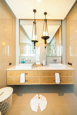 Floor plan - Teak 5BR Pool Villa Bang Tao + Airport Shuttle (Choeng Thale)