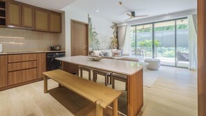 Dining room - Laguna Beachfront 3BR Cozy Condo (Choeng Thale)