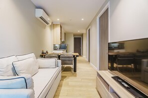 豪華公寓 (2 Bedrooms) | 平面圖