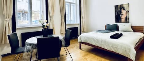 2 bedrooms, bed sheets