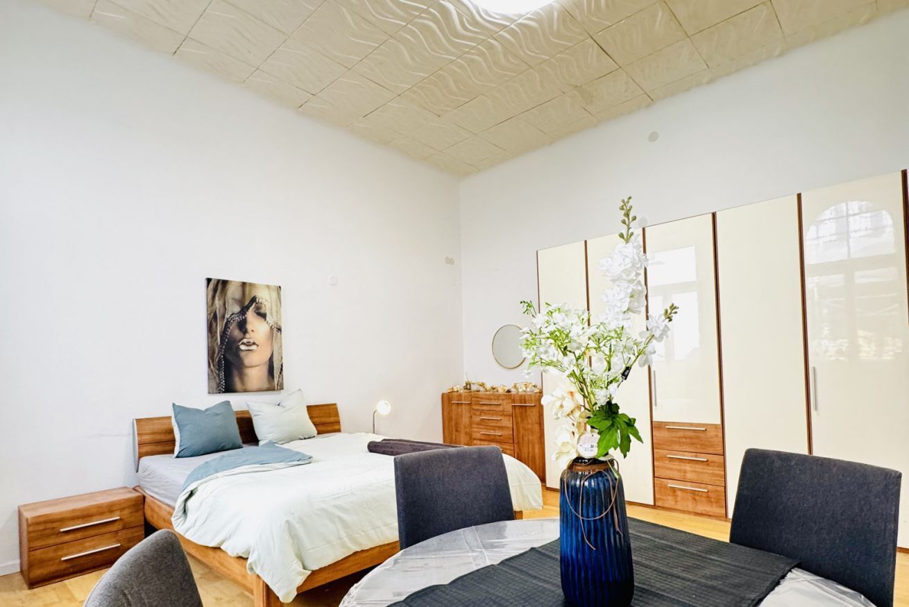 2 Schlafzimmer, Bügeleisen/Bügelbrett, Bettwäsche