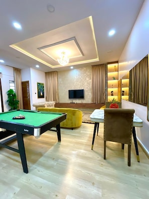 Apartemen Comfort, balkon | Area keluarga