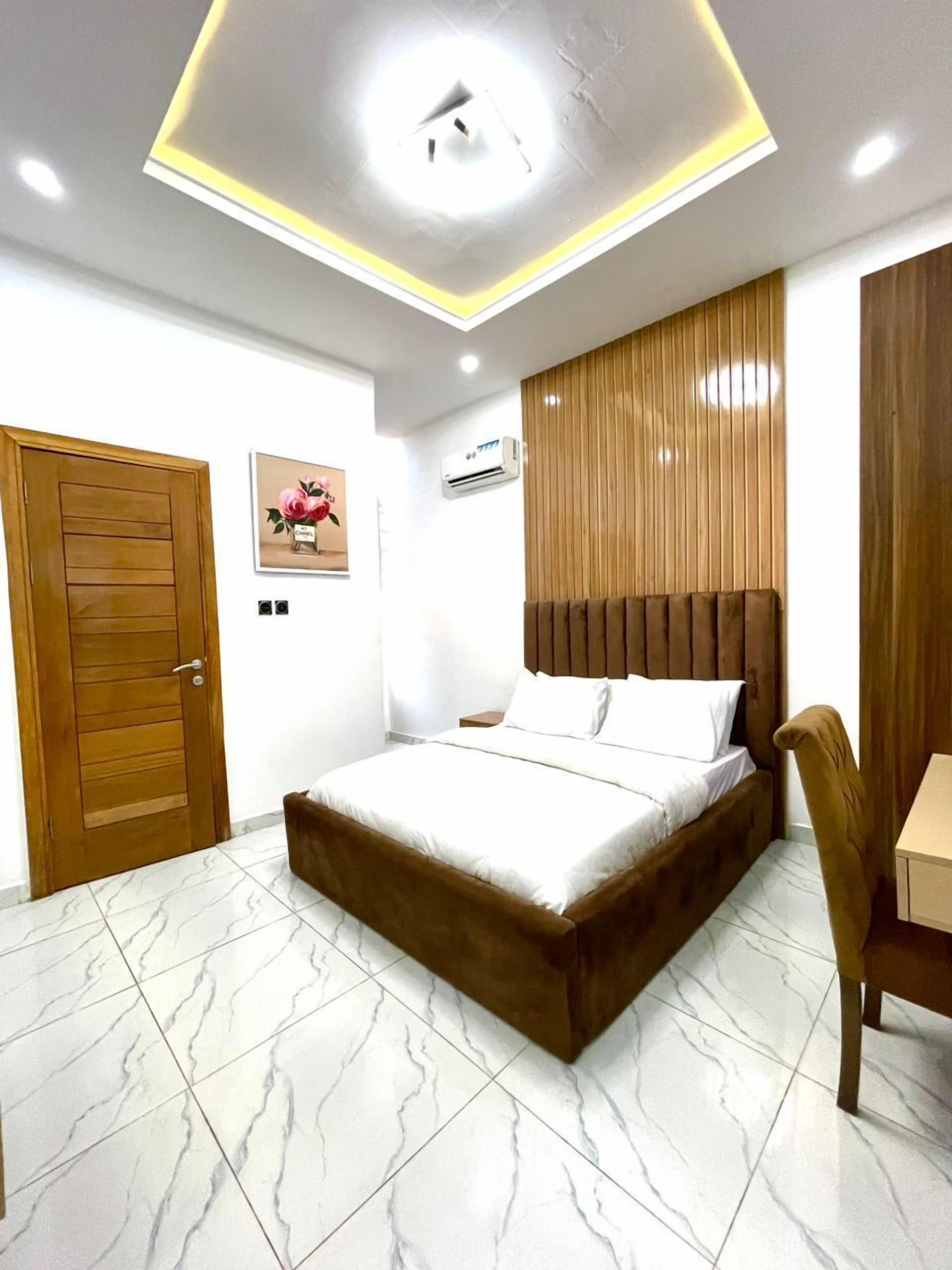 Comfort Apartment, Balcony | Iron/ironing board, free WiFi