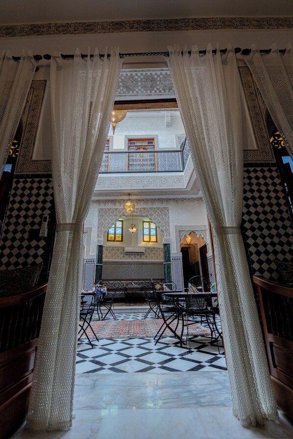 Terrace/patio - Riad Al Mozyane (Fès)