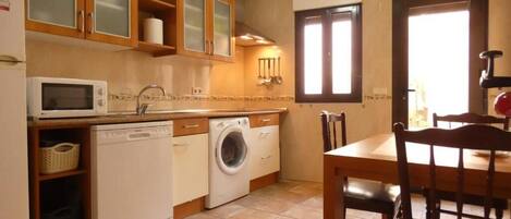 Microwave, oven, stovetop, dishwasher