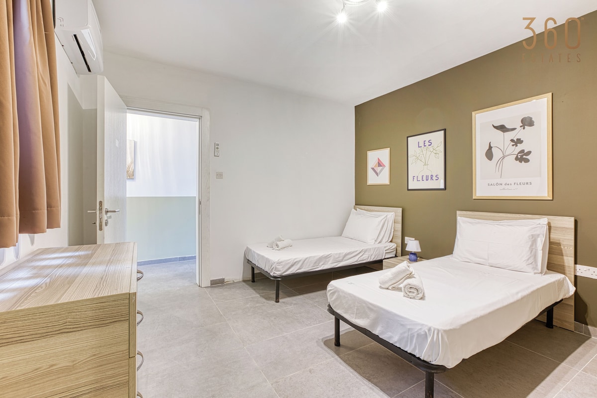 Apartment, Multiple Beds (PTA049) | Free WiFi, bed sheets