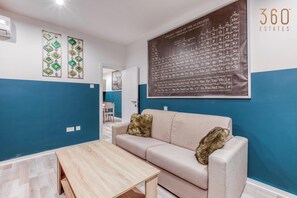 Appartement, plusieurs lits (PV003) | Coin séjour