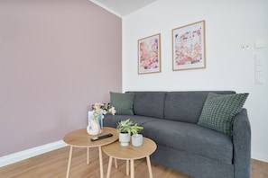 Premium Apartment, 1 Bedroom, Balcony | Living area - Premium Apartments I home2share (Osnabrueck)