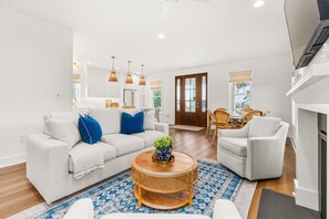 Smart TV, fireplace, offices