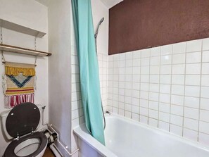 Douche, séchoir à cheveux