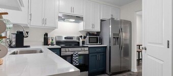 Blue Whale Bungalow @ Route 66/Hard Rock Casino