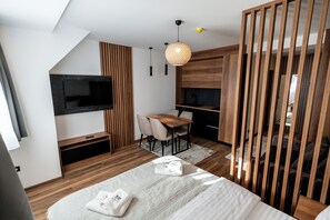 Kylskåp och spishäll