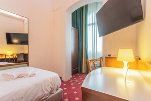 Standard Single Room, Courtyard View | In-room safe, blackout curtains, free WiFi - Hotel Polo (Usmate Velate)