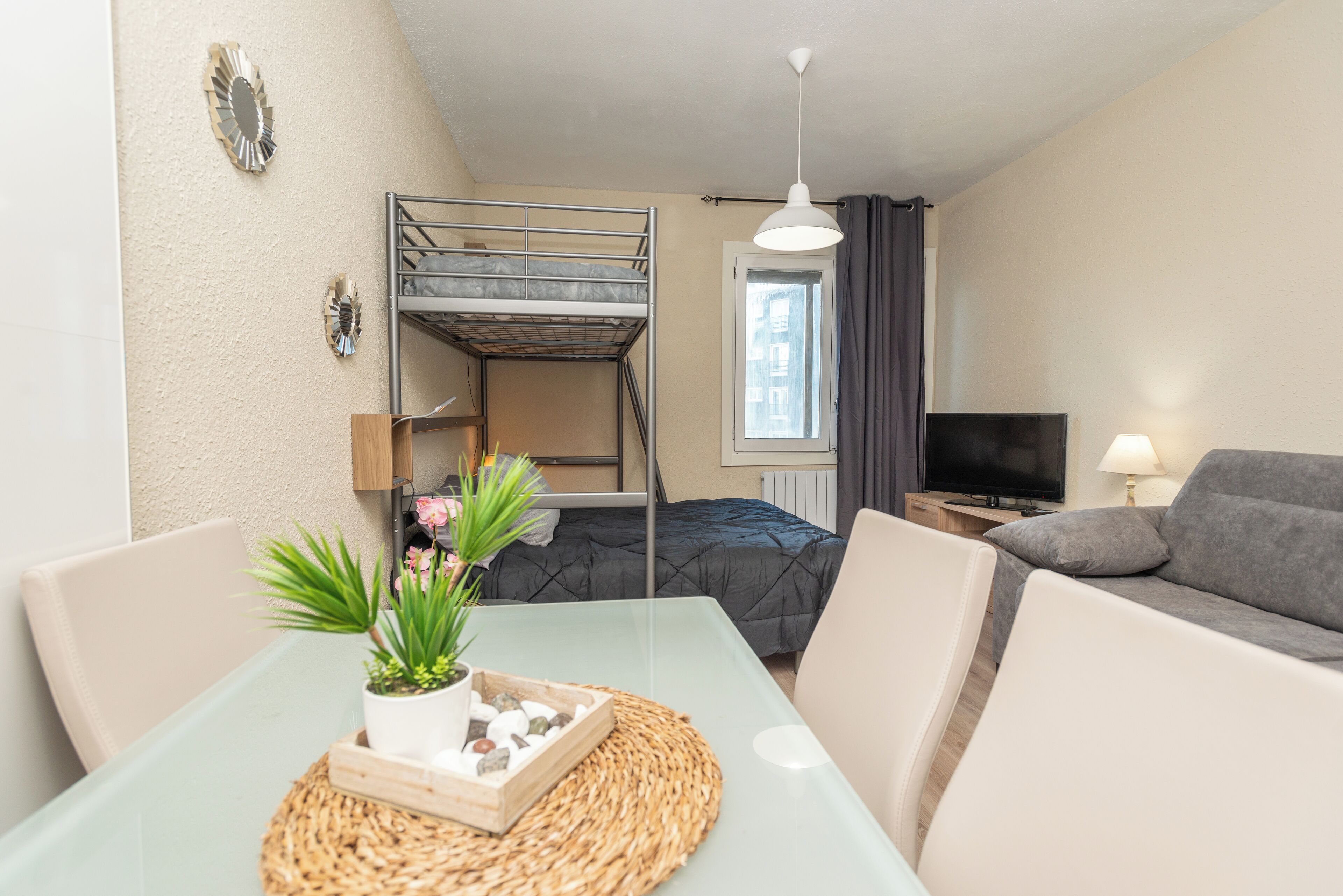 Estudio, varias camas | Wifi 