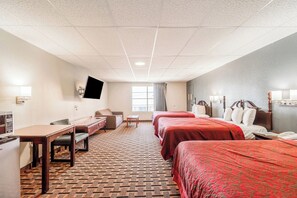 1 bedroom, iron/ironing board, free WiFi, bed sheets - Highly Rated Pet-Friendly Stay Near Hwy 287 – Great for Families & Groups (Vernon)