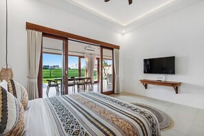 2 habitaciones, tabla de planchar con plancha, wifi y ropa de cama 