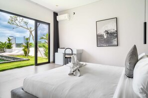2 bedrooms, iron/ironing board, WiFi, bed sheets - The R Villa Masurai| Pererenan – 2BR Pool w/Cinema (Mengwi)