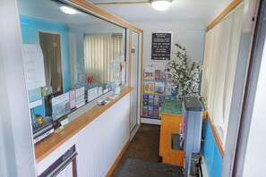 المنشأة من الداخل