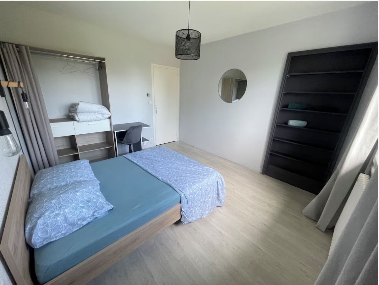 3 makuuhuonetta, silitysrauta/-lauta, ilmainen Wi-Fi, vuodevaatteet