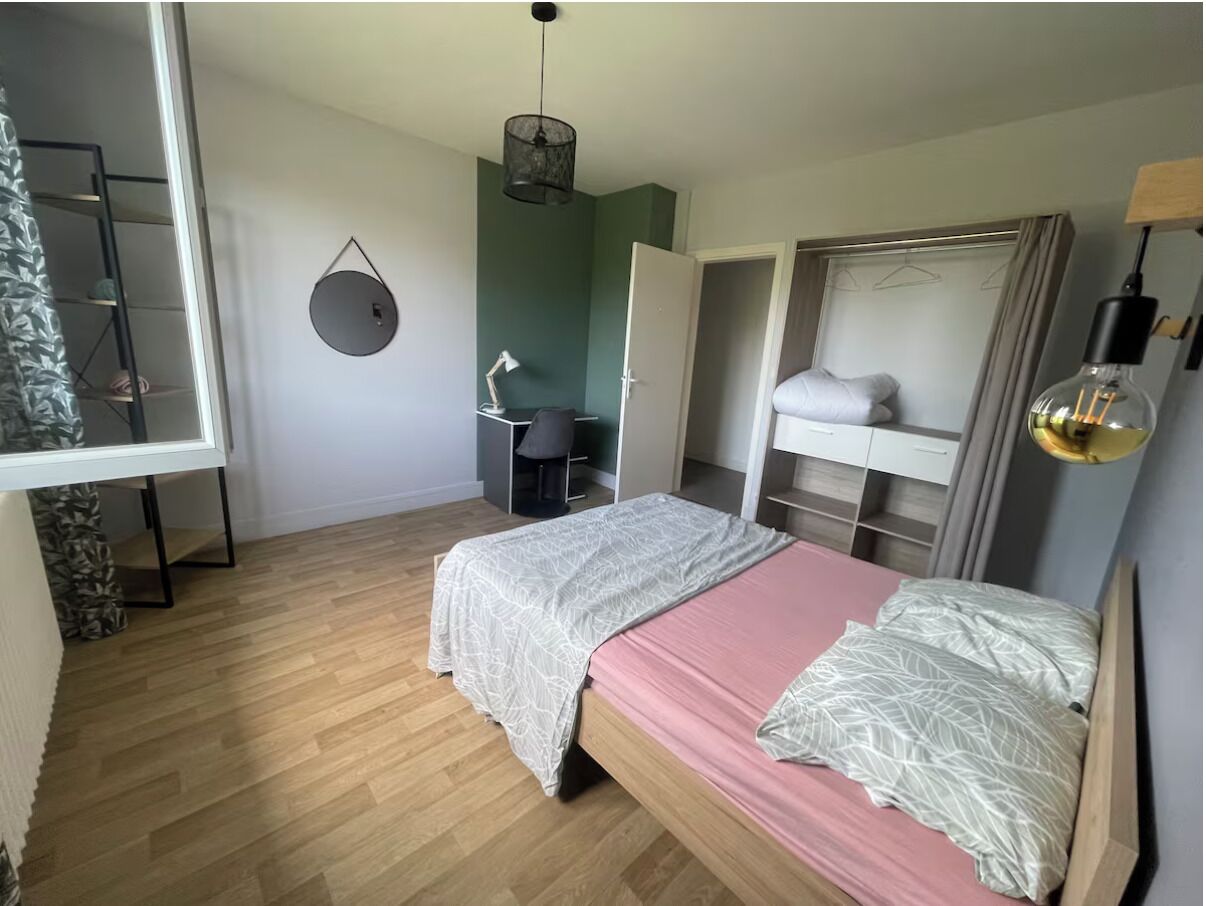 3 makuuhuonetta, silitysrauta/-lauta, ilmainen Wi-Fi, vuodevaatteet