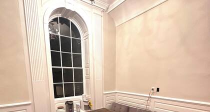 Hale Loft w/kitchen, bath, laundry next to PEA