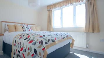 4 bedrooms, individually decorated, individually furnished, free WiFi