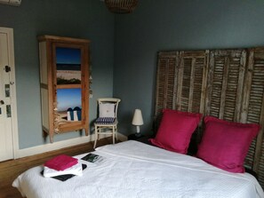 Camera Basic, vista città | Wi-Fi gratuito