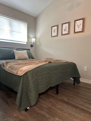 1 habitación, internet y ropa de cama