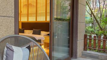 Room, 1 Bedroom, Accessible, Smoking | Balcony