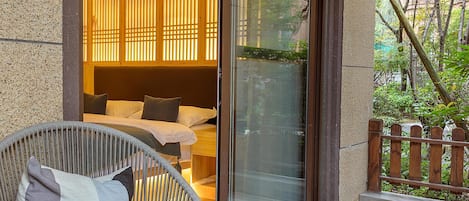 Room, 1 Bedroom, Accessible, Smoking | Balcony